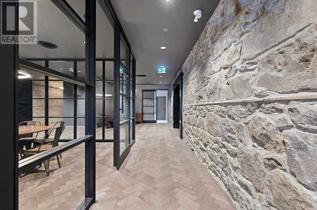 Photo 13 of 117 119 8 Avenue Sw, Calgary AB