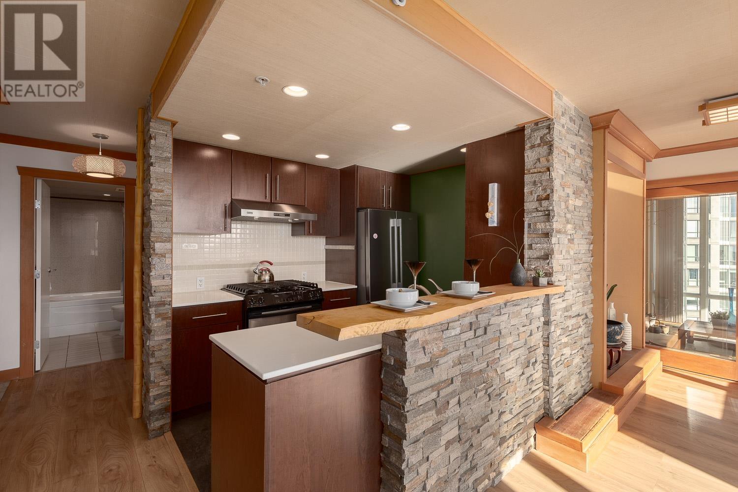 3006 583 BEACH CRESCENT, Vancouver