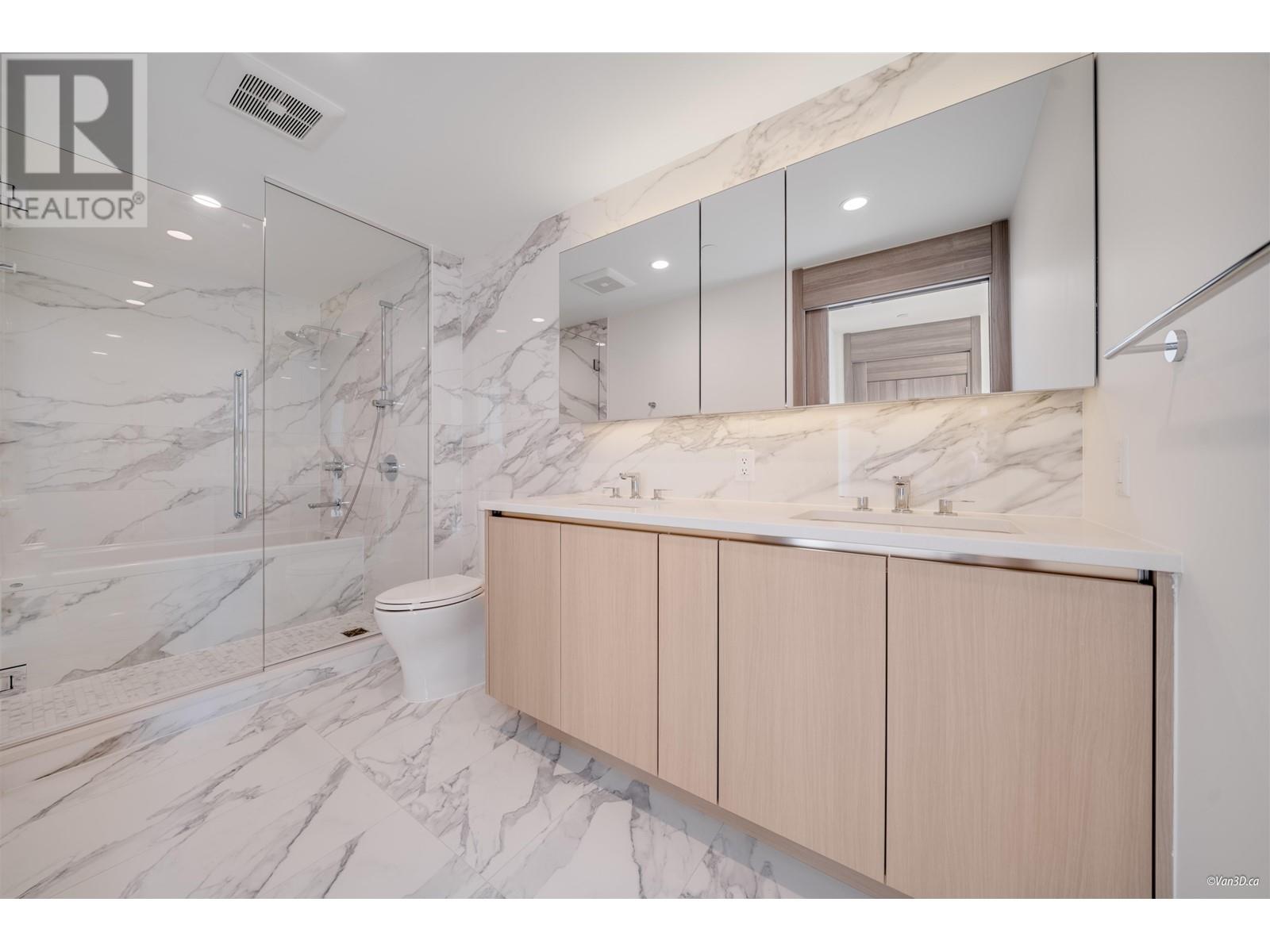 4203 4890 LOUGHEED HIGHWAY, Burnaby
