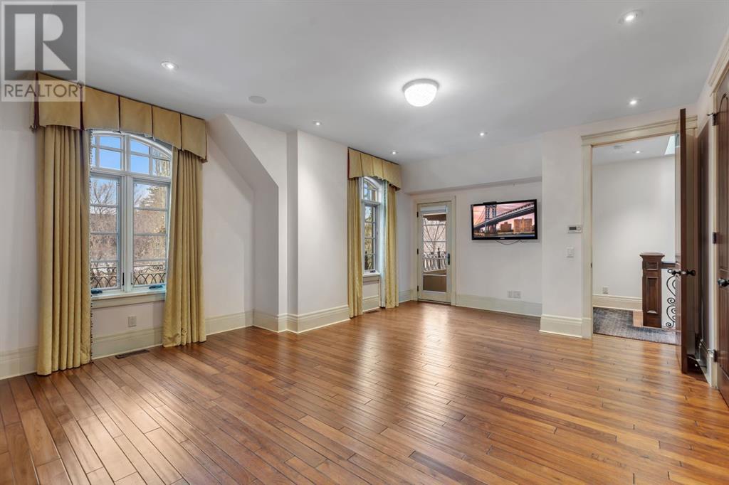 Single Family House for Sale in  Dorchester Avenue SW Upper Mount Royal Calgary 