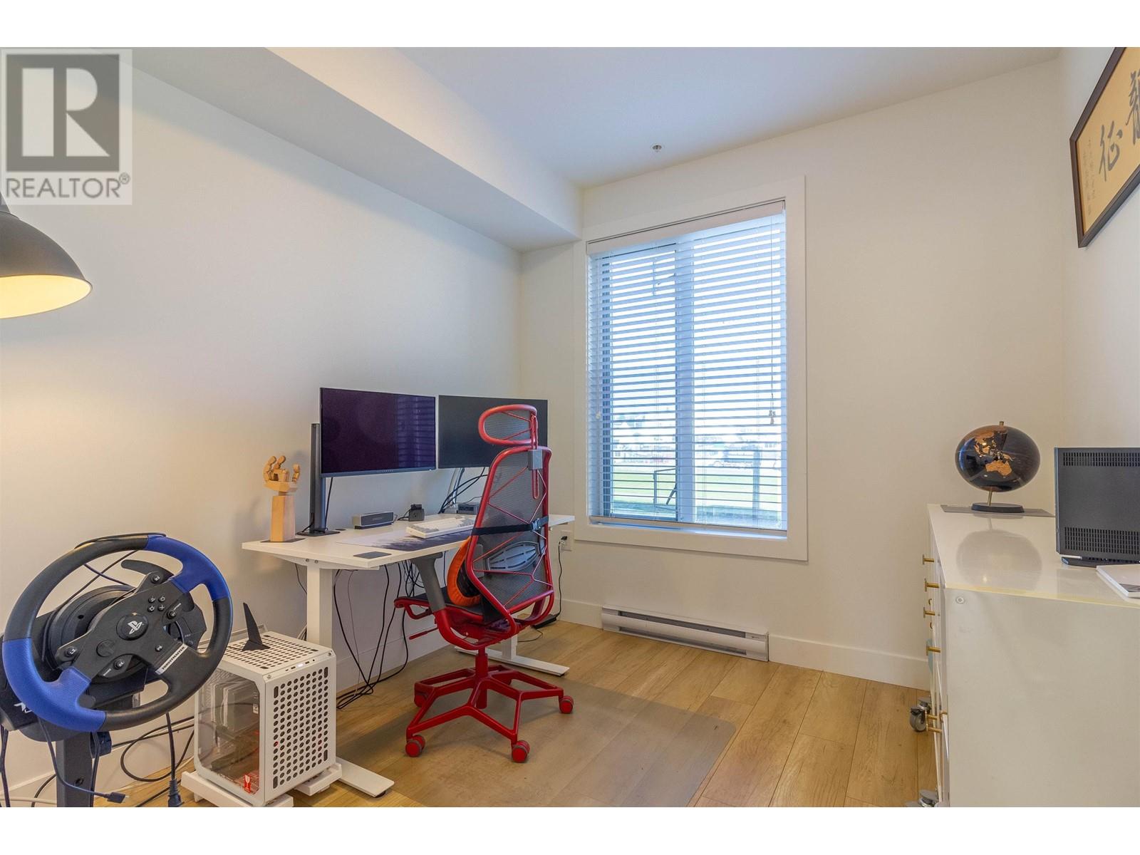 Photo 11 of 16 6288 Beresford Street, Burnaby BC
