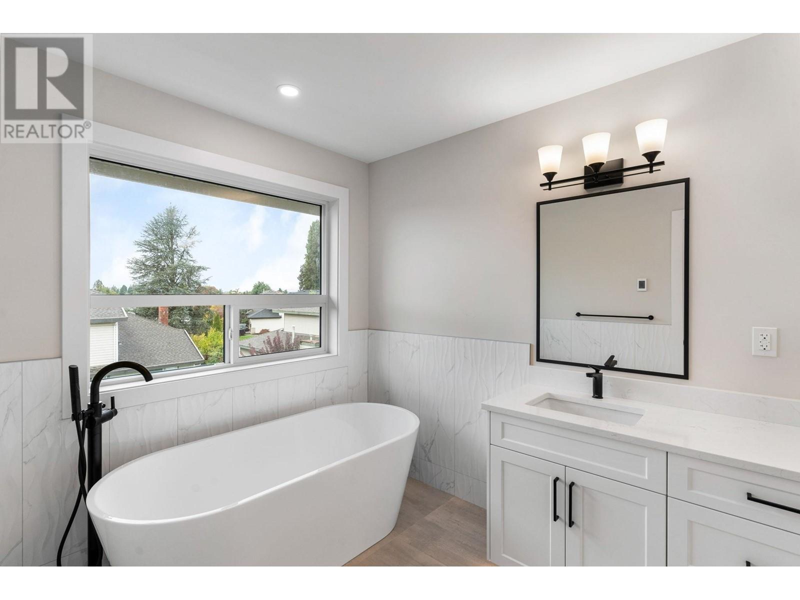 20619 123 AVENUE, Maple Ridge