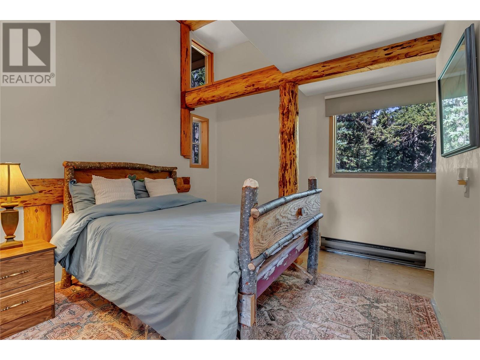 153 Thistle Road, Princeton