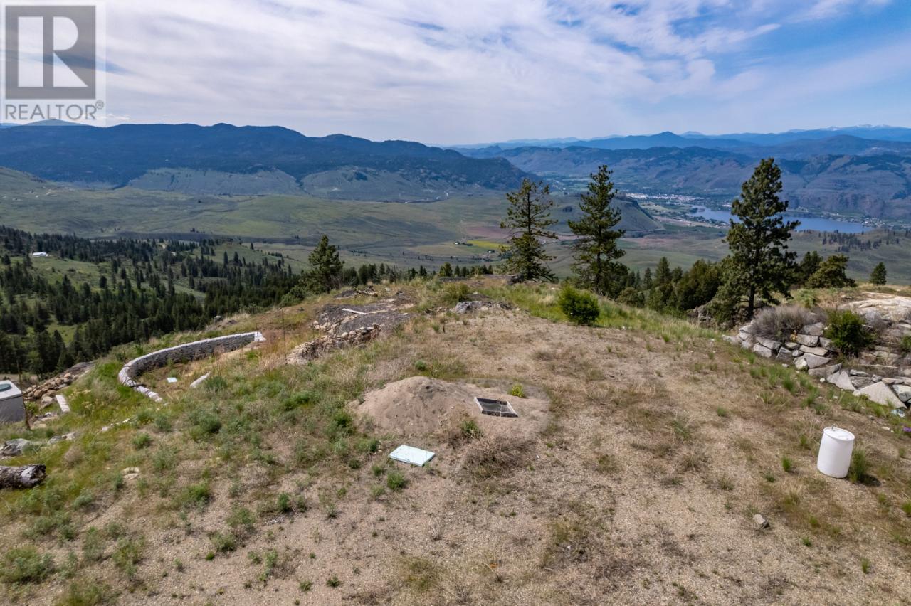 210 PEREGRINE Place, Osoyoos