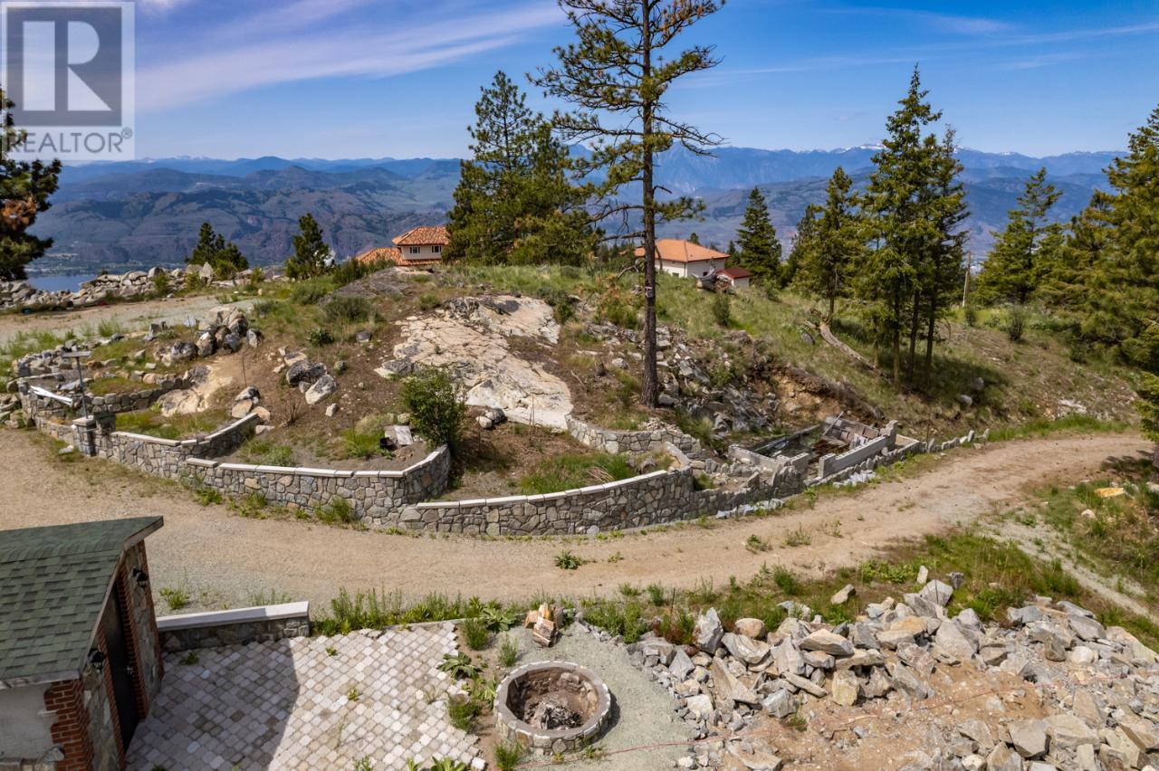 210 PEREGRINE Place, Osoyoos