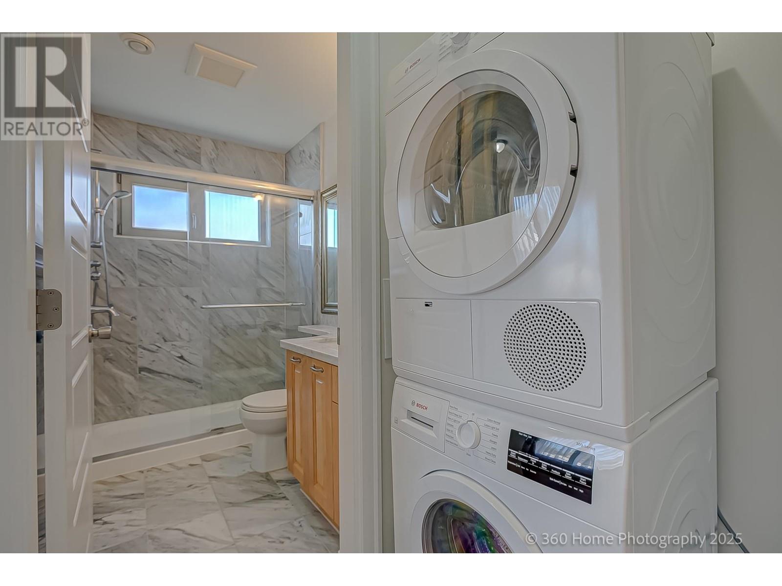 Photo 8 of 28 W 47th Avenue, Vancouver BC