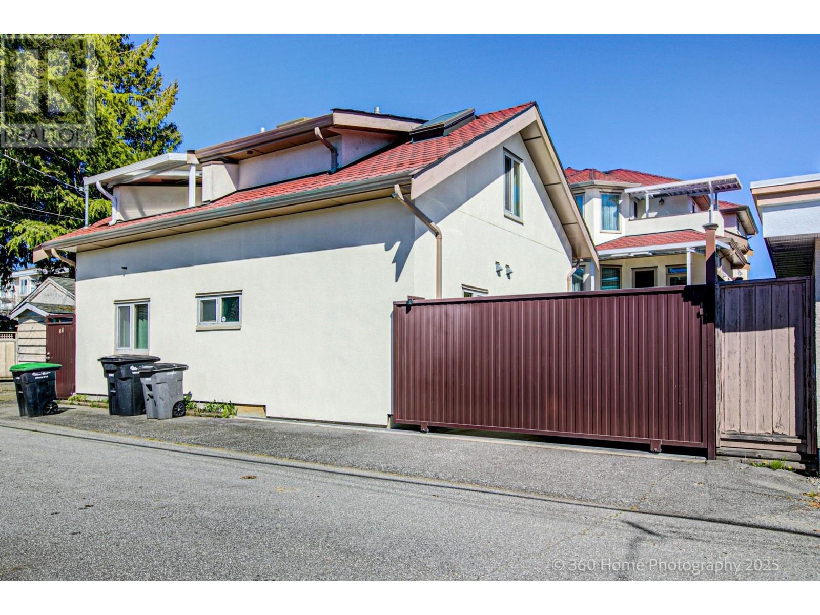 Photo 27 of 28 W 47th Avenue, Vancouver BC