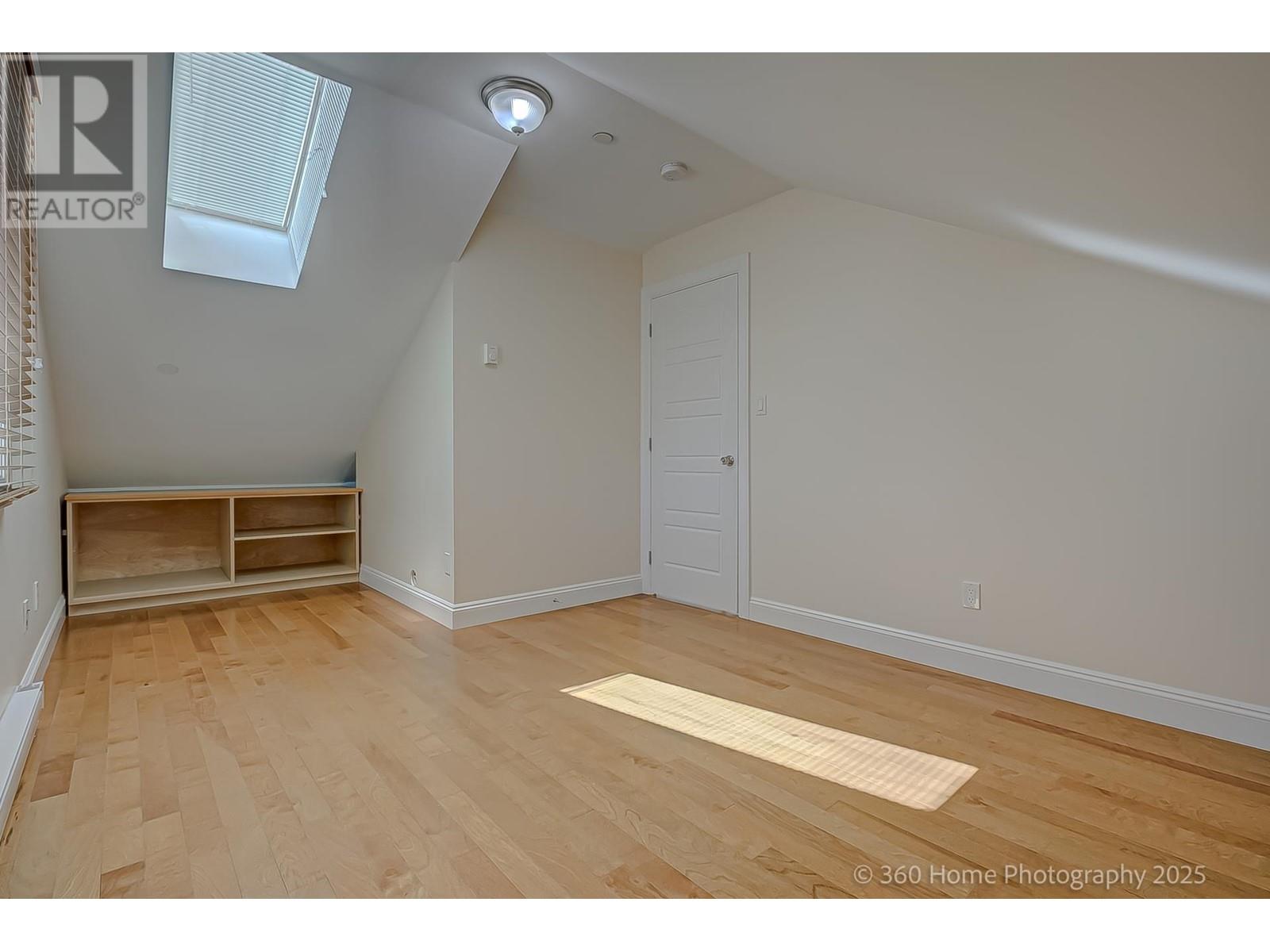 Photo 24 of 28 W 47th Avenue, Vancouver BC
