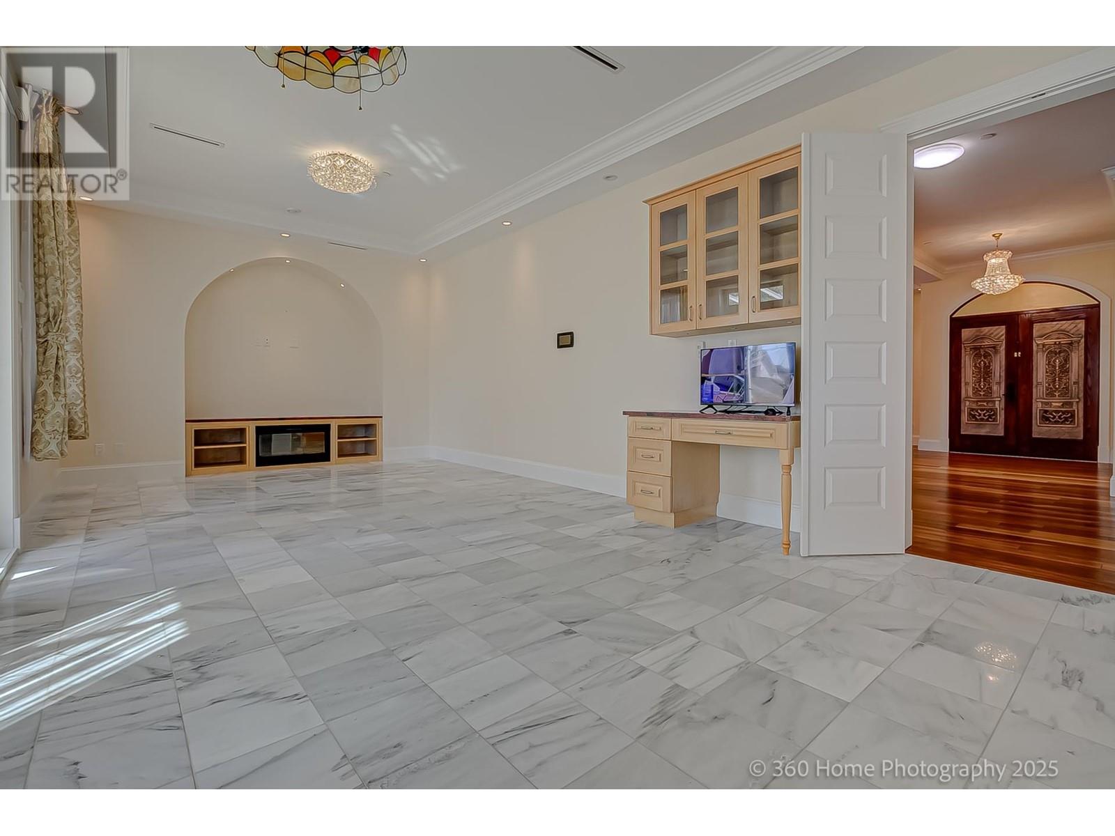 Photo 17 of 28 W 47th Avenue, Vancouver BC