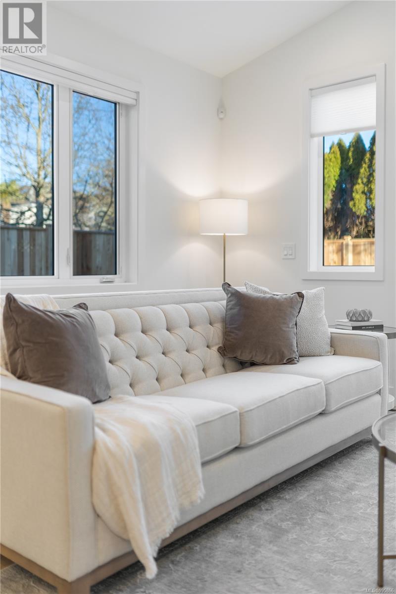  4319 Majestic Drive, Saanich