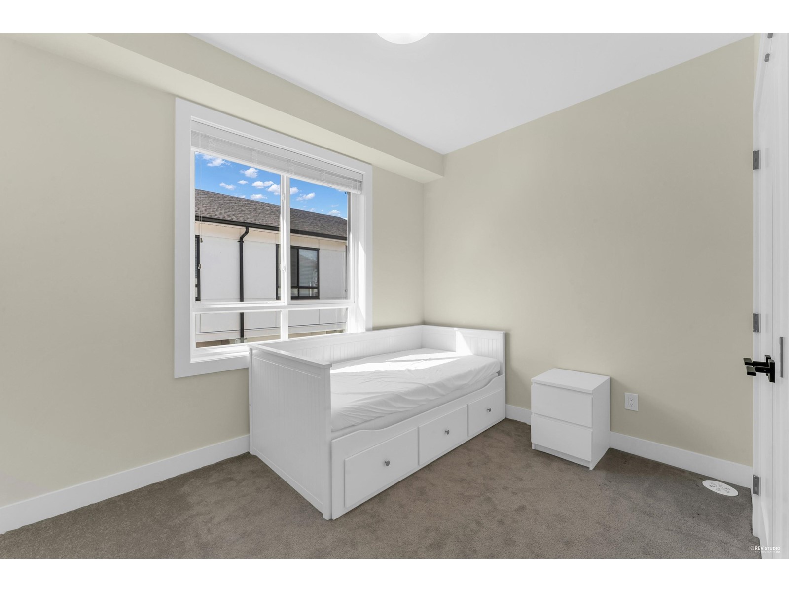 2 16358 23A AVENUE, Surrey