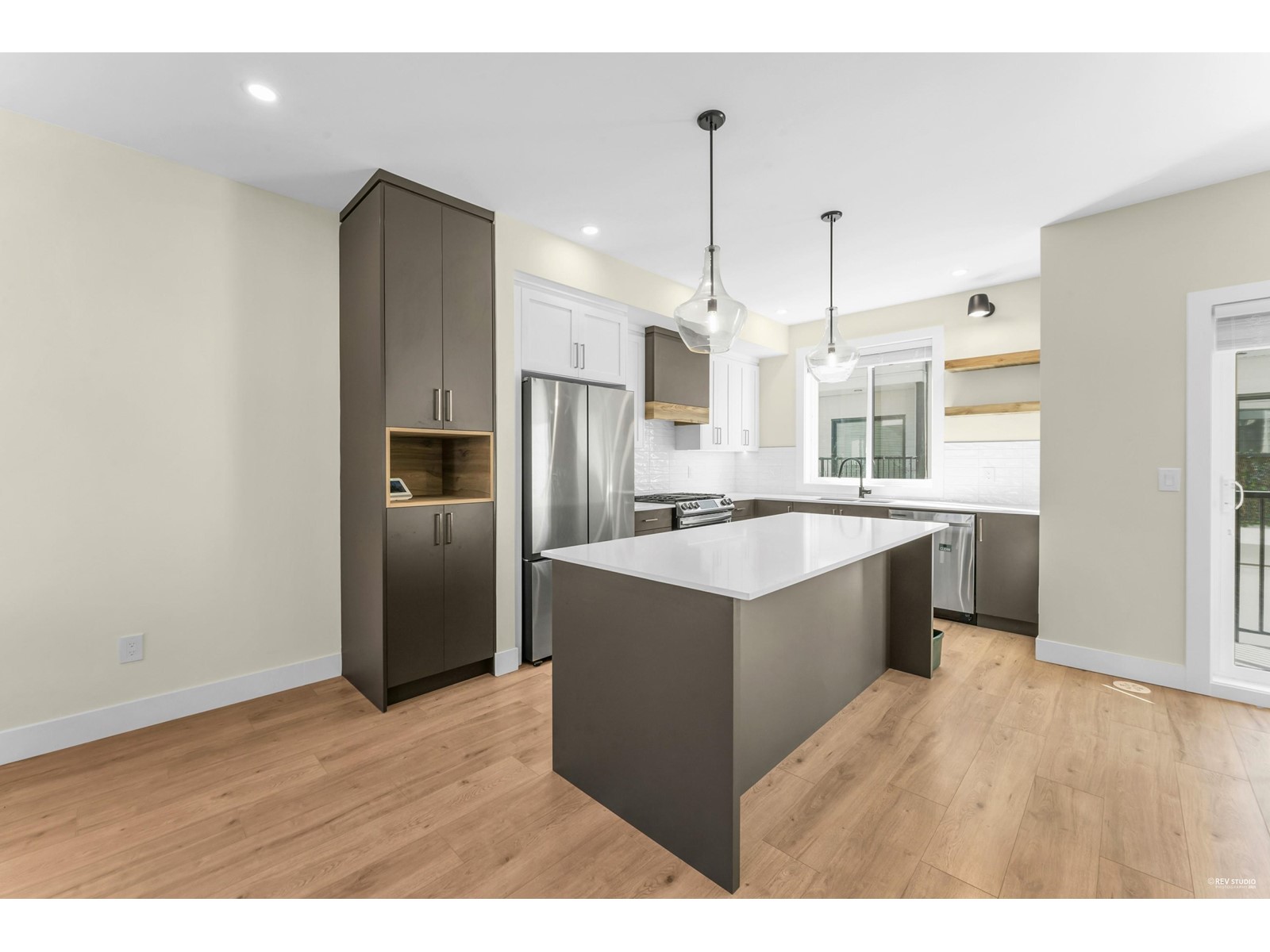 2 16358 23A AVENUE, Surrey