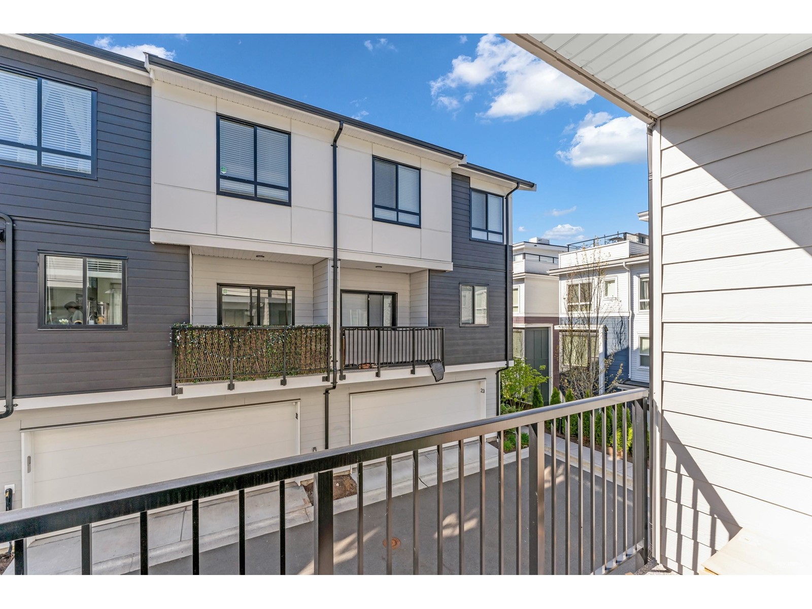 2 16358 23A AVENUE, Surrey