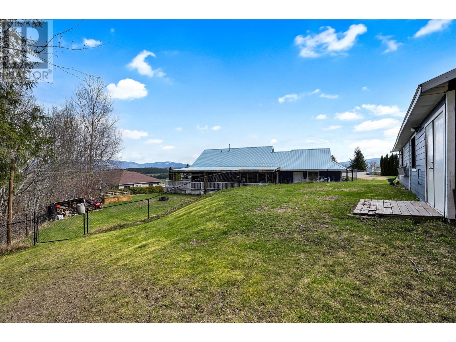 2104 Country Woods Road, Sorrento