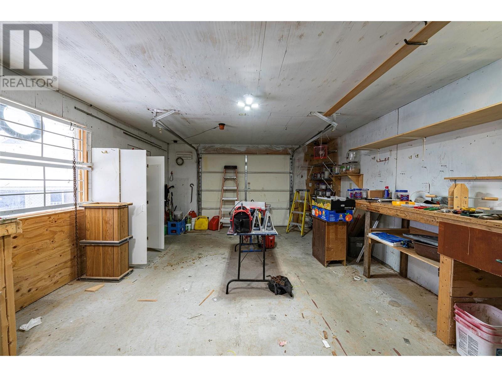 2104 Country Woods Road, Sorrento