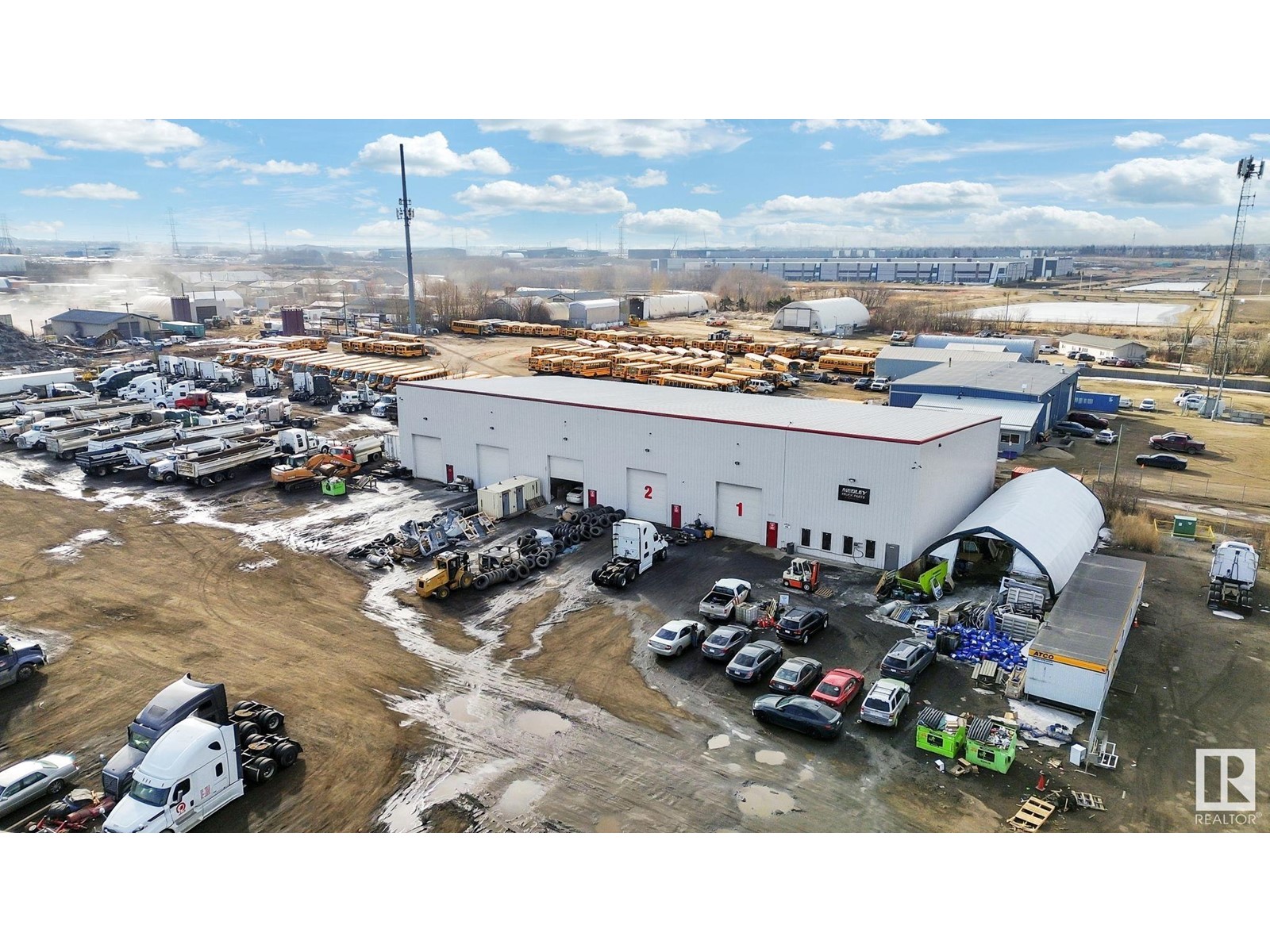 Photo 5 of 6257 34 St Nw, Edmonton AB