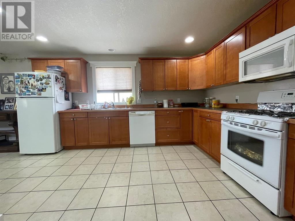 5008 46 STREET, Fort Nelson