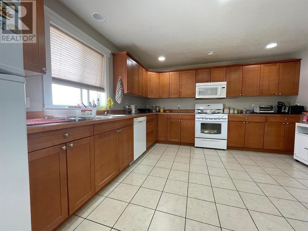 5008 46 STREET, Fort Nelson