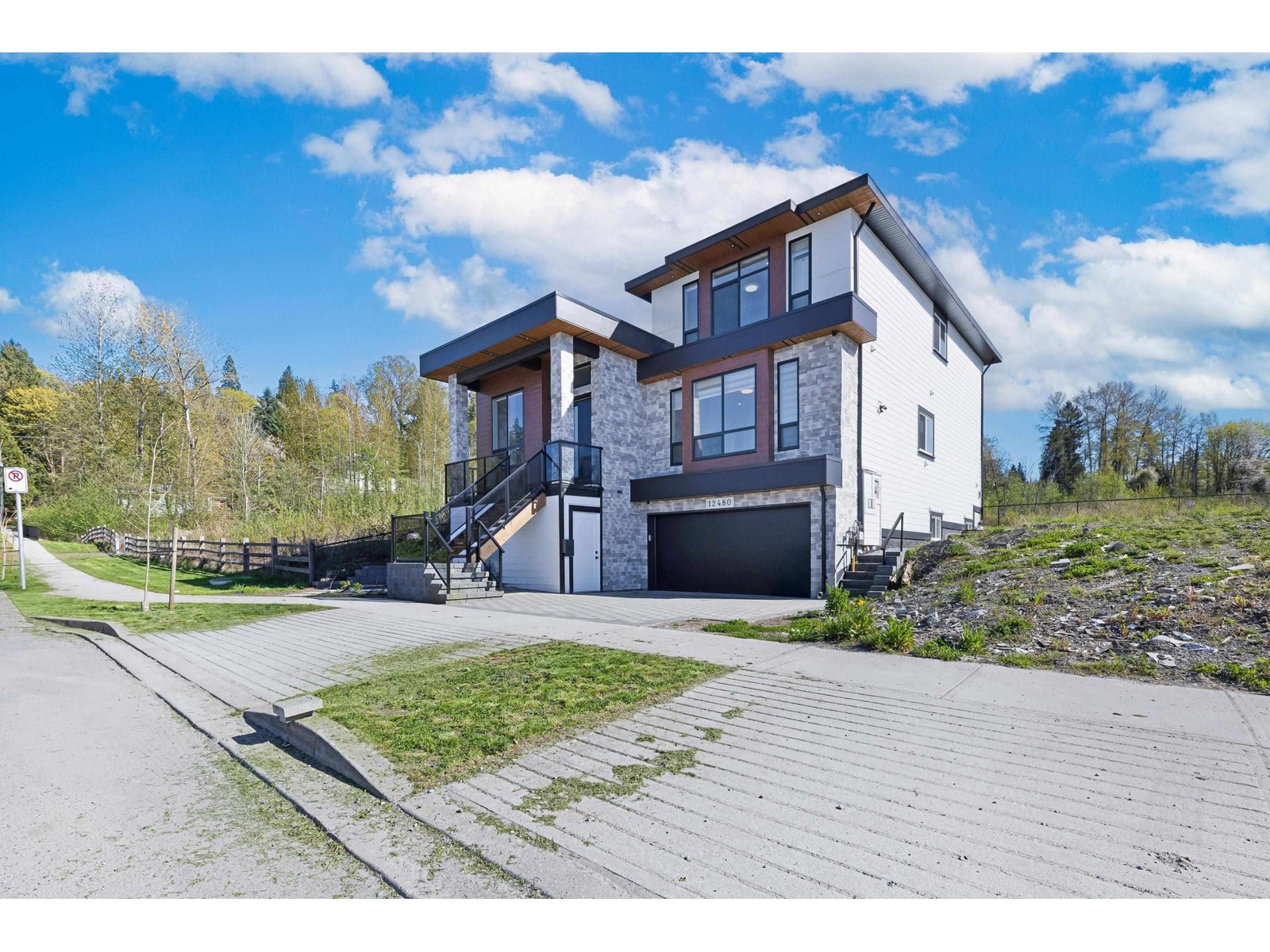 12480 106A AVENUE, Surrey real estate listing R2991694