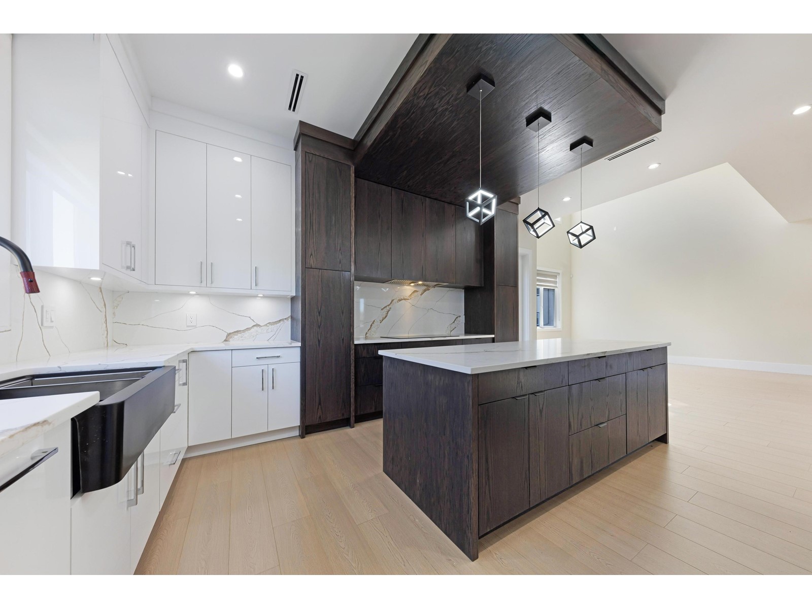 12480 106A AVENUE, Surrey real estate listing R2991694