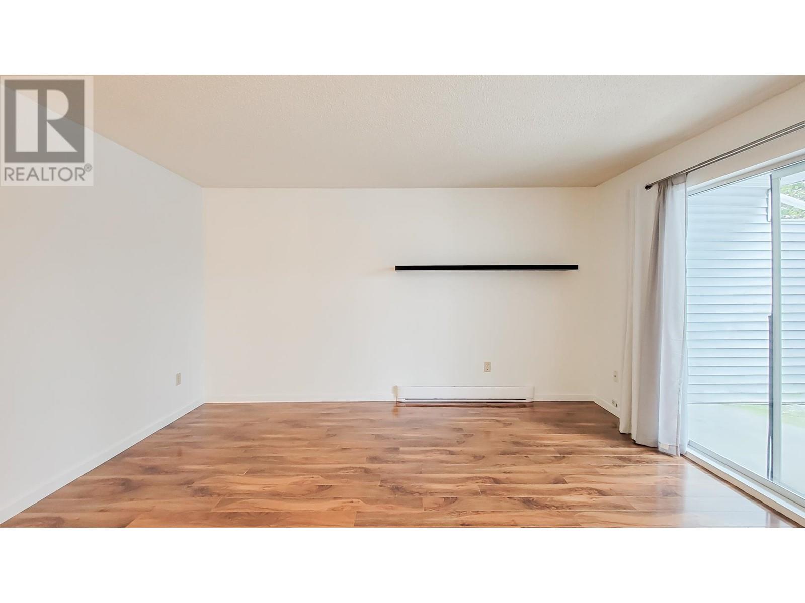 106 2055 SUFFOLK AVENUE, Port Coquitlam