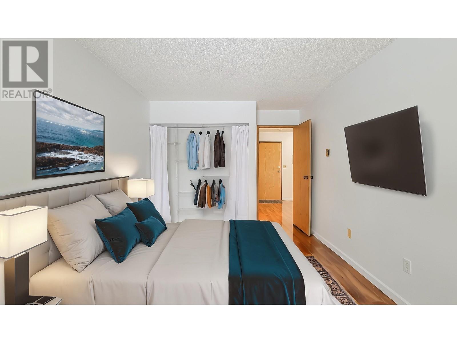 106 2055 SUFFOLK AVENUE, Port Coquitlam
