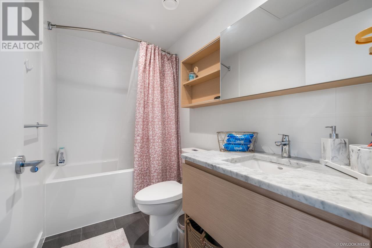 Photo 8 of 1310 525 Foster Avenue, Coquitlam BC