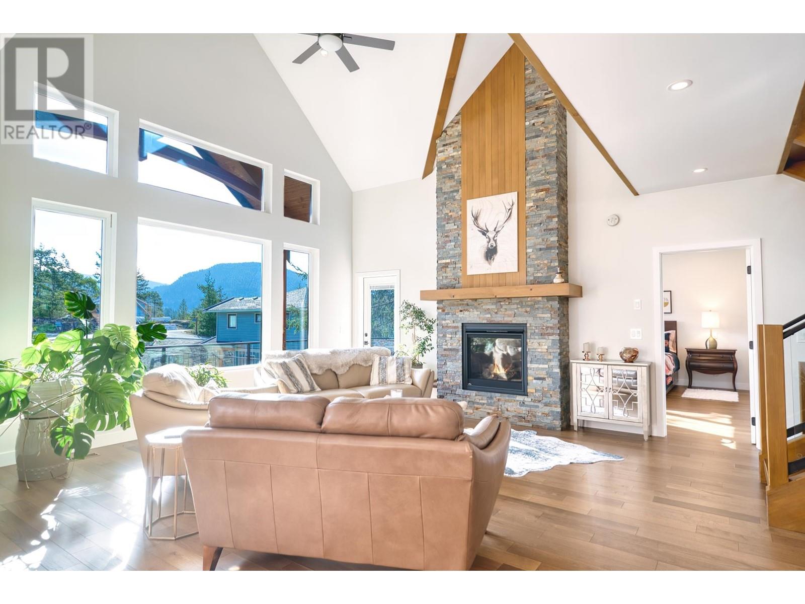 40 4622 SINCLAIR BAY ROAD, Pender Harbour