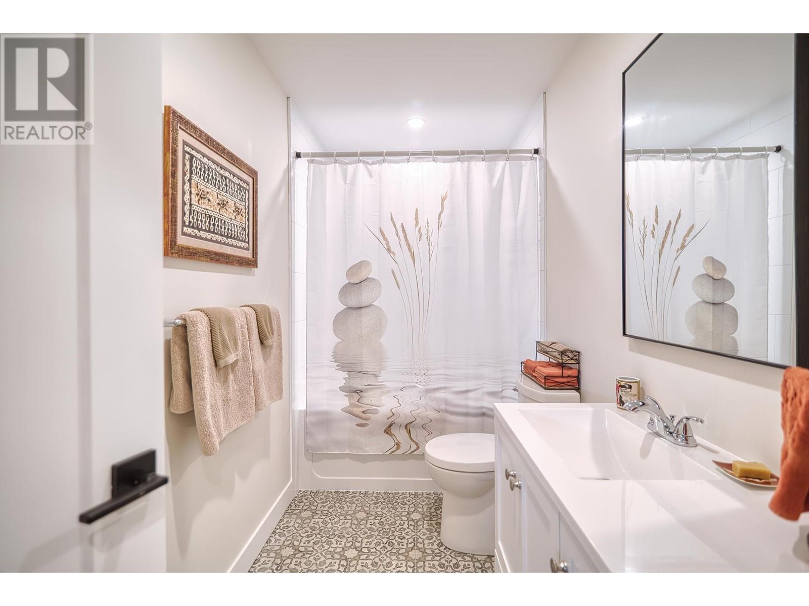 40 4622 SINCLAIR BAY ROAD, Pender Harbour