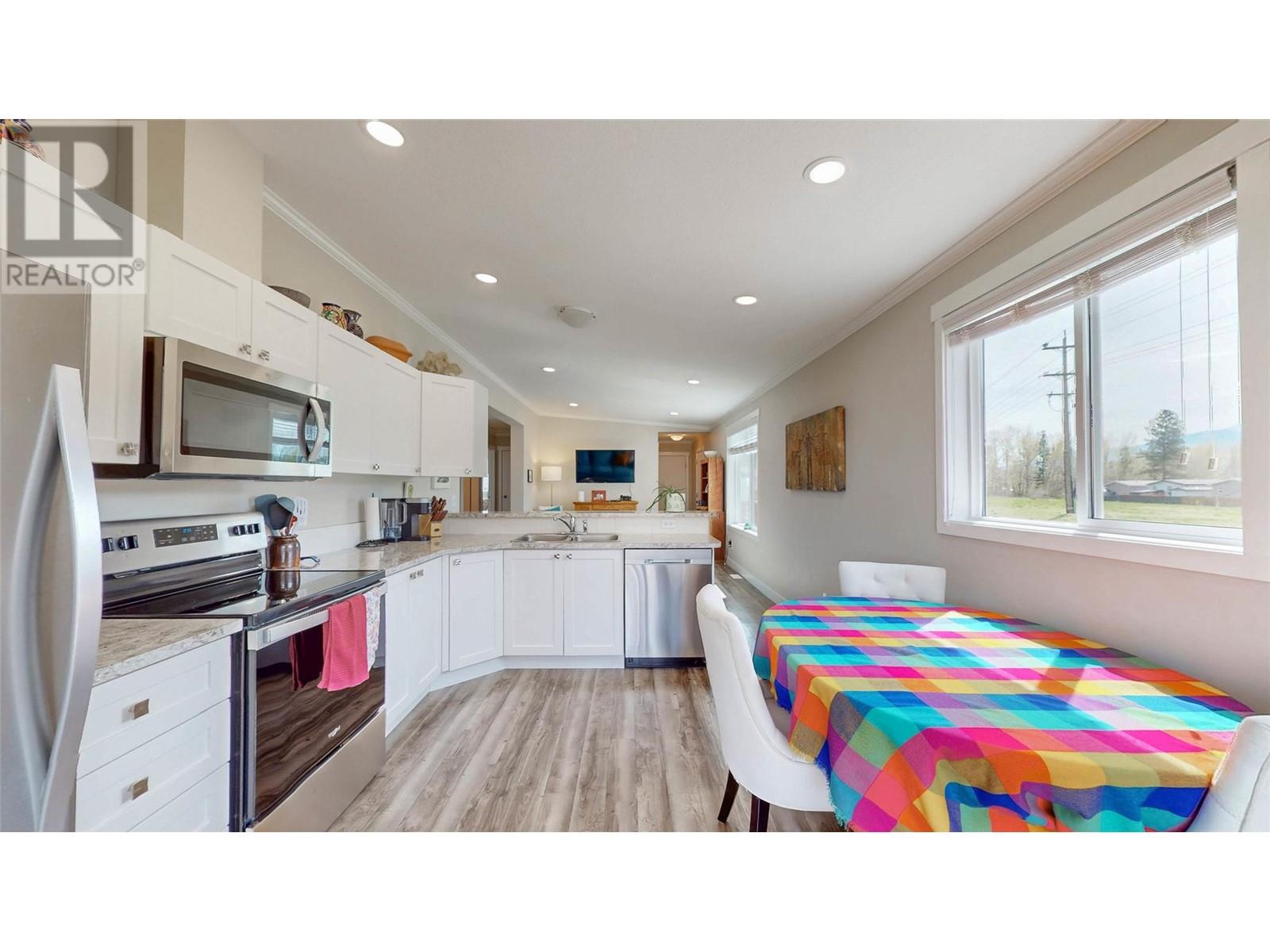 97 8598 Highway 97 Other, Oliver