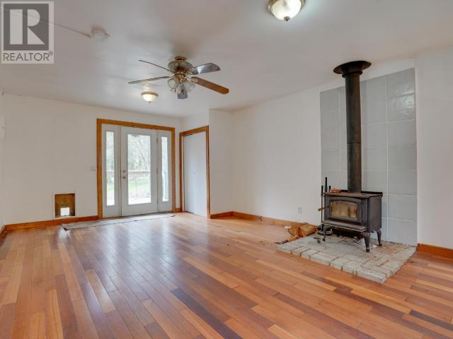 6980 SIENNA ROAD, Texada Island