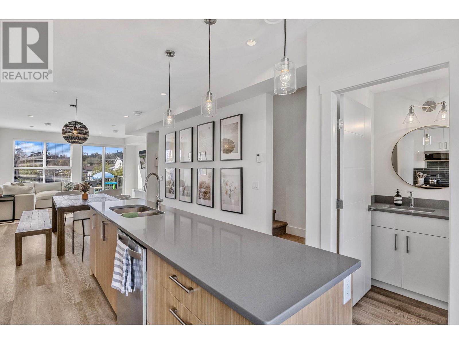 403 11581 Rogers Road, Lake Country