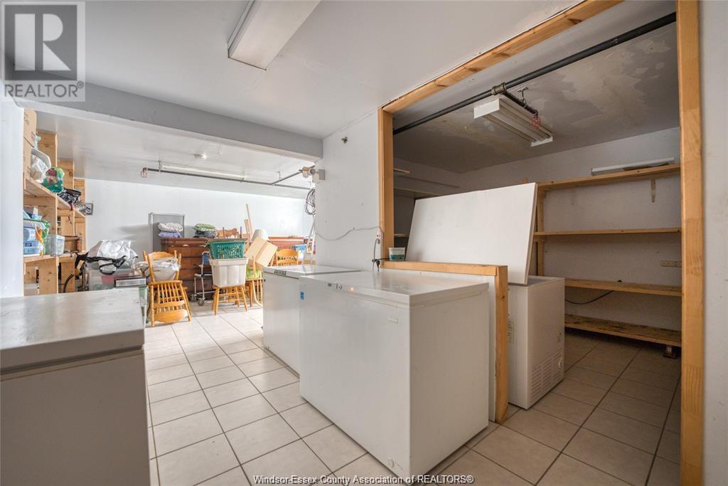 Photo 31 of 122 Talbot Street South, Essex ON