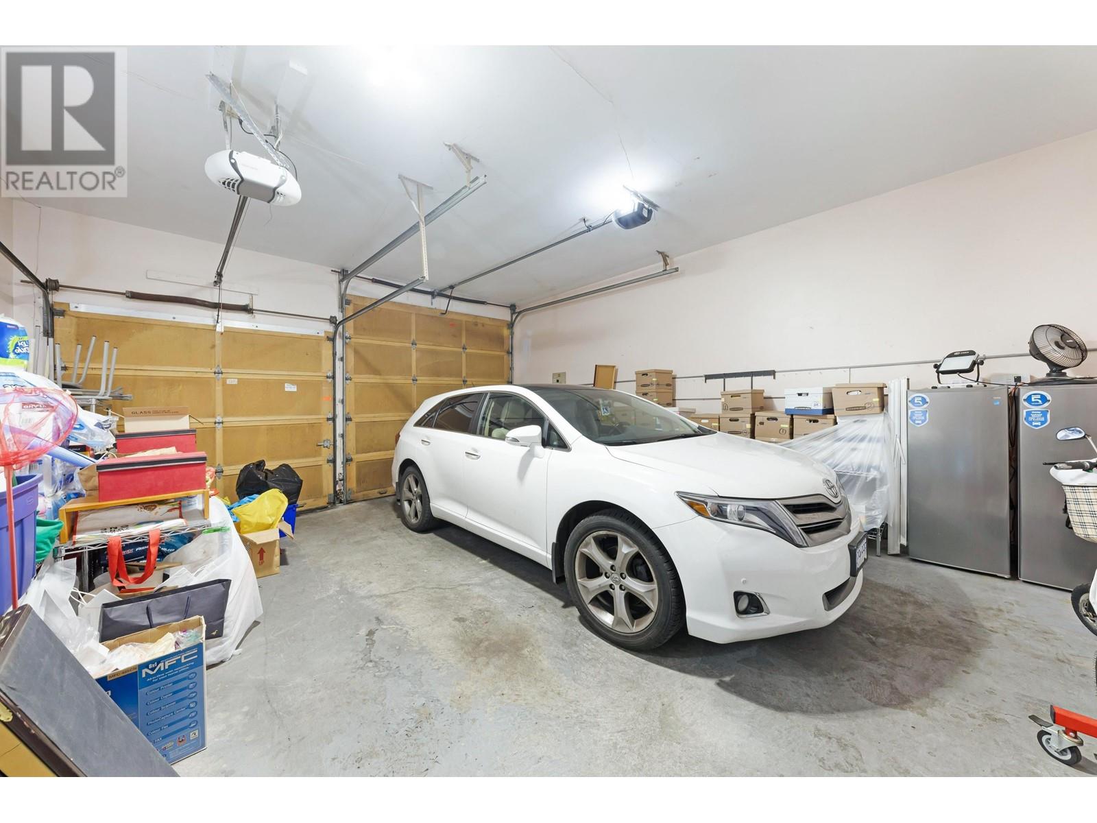 137 W WOODSTOCK AVENUE, Vancouver