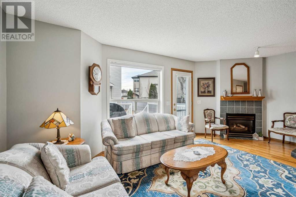 Single Family House for Sale in  Mt Douglas Manor SE McKenzie Lake Calgary 
