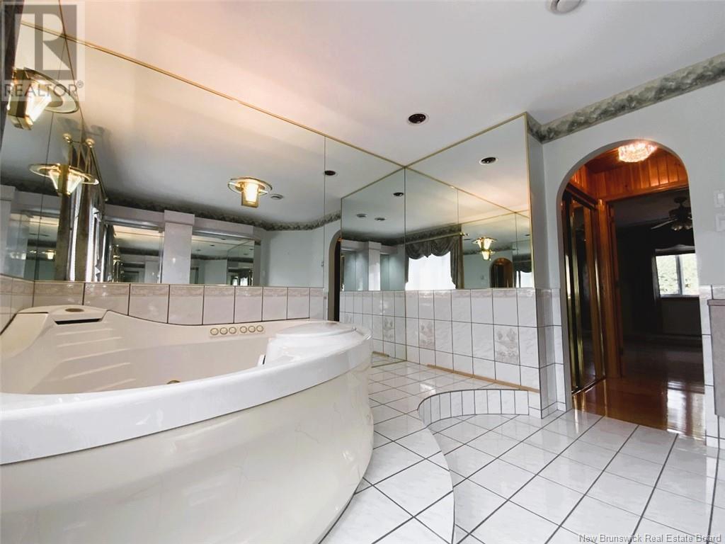 7 Clavette Street - 12