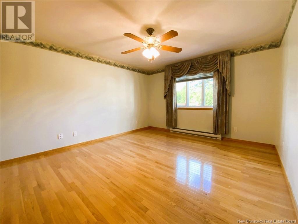 7 Clavette Street - 14