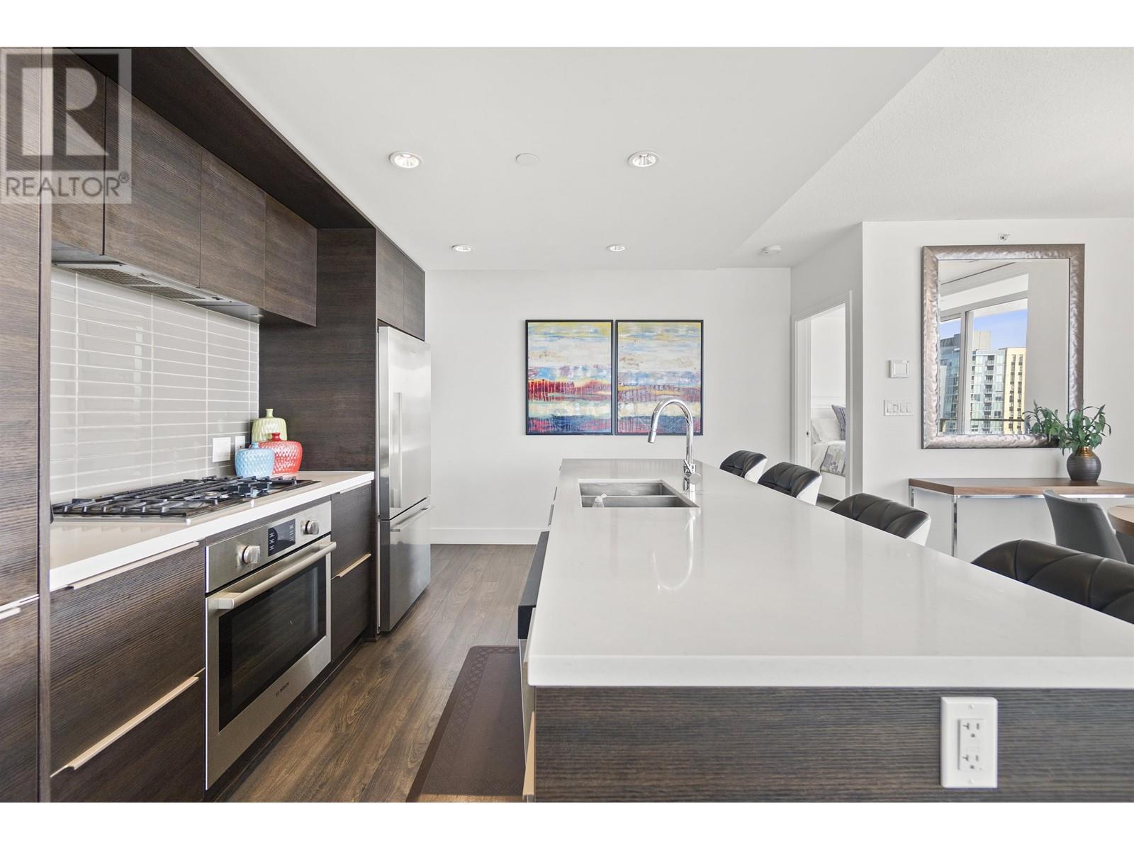 1107 1550 FERN STREET, North Vancouver