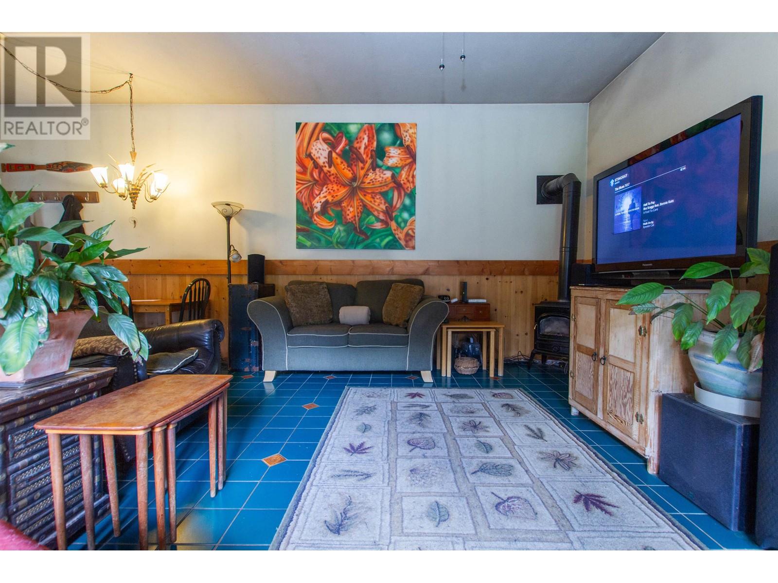 1020 FINCH DRIVE, Squamish real estate listing R2993472