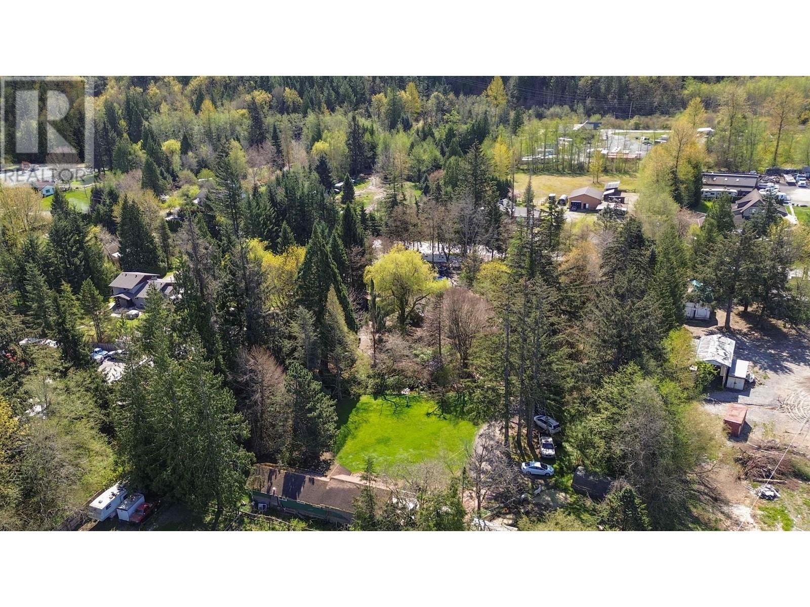 1020 FINCH DRIVE, Squamish real estate listing R2993472