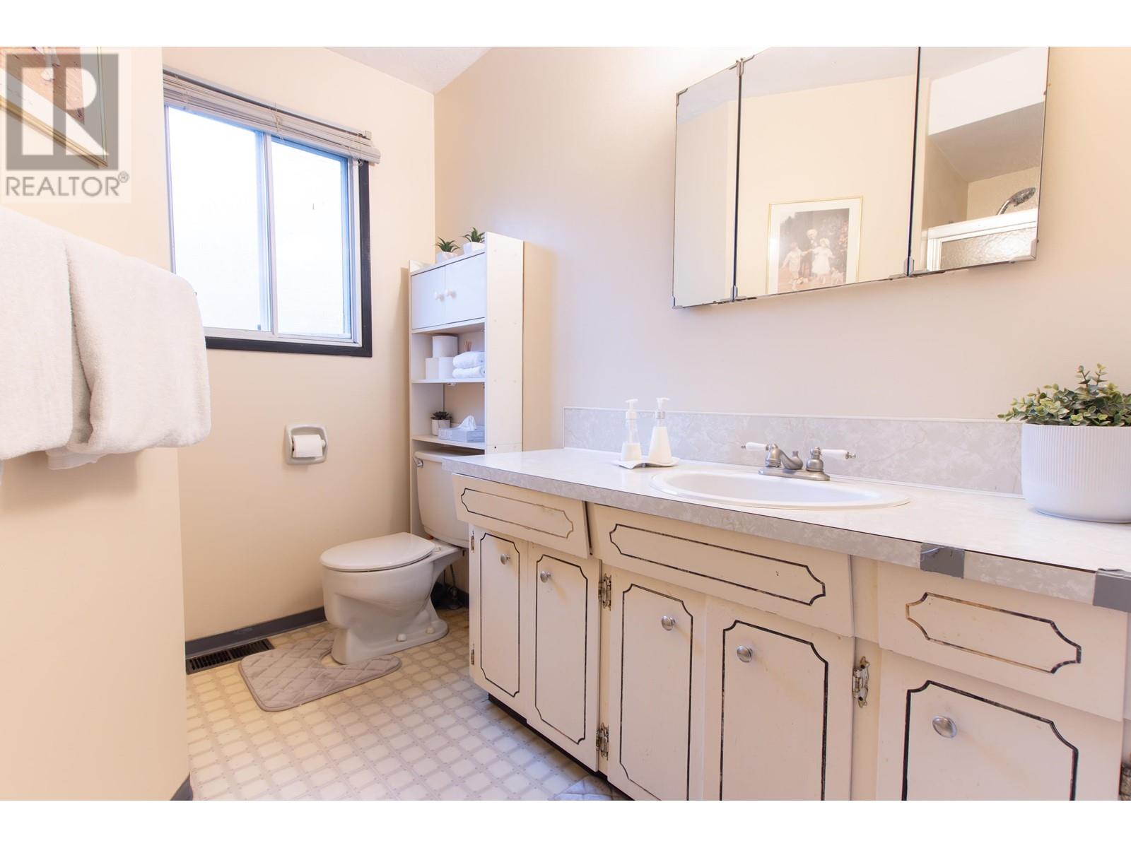 2041 SPRUCE DRIVE, Squamish real estate listing R2993515