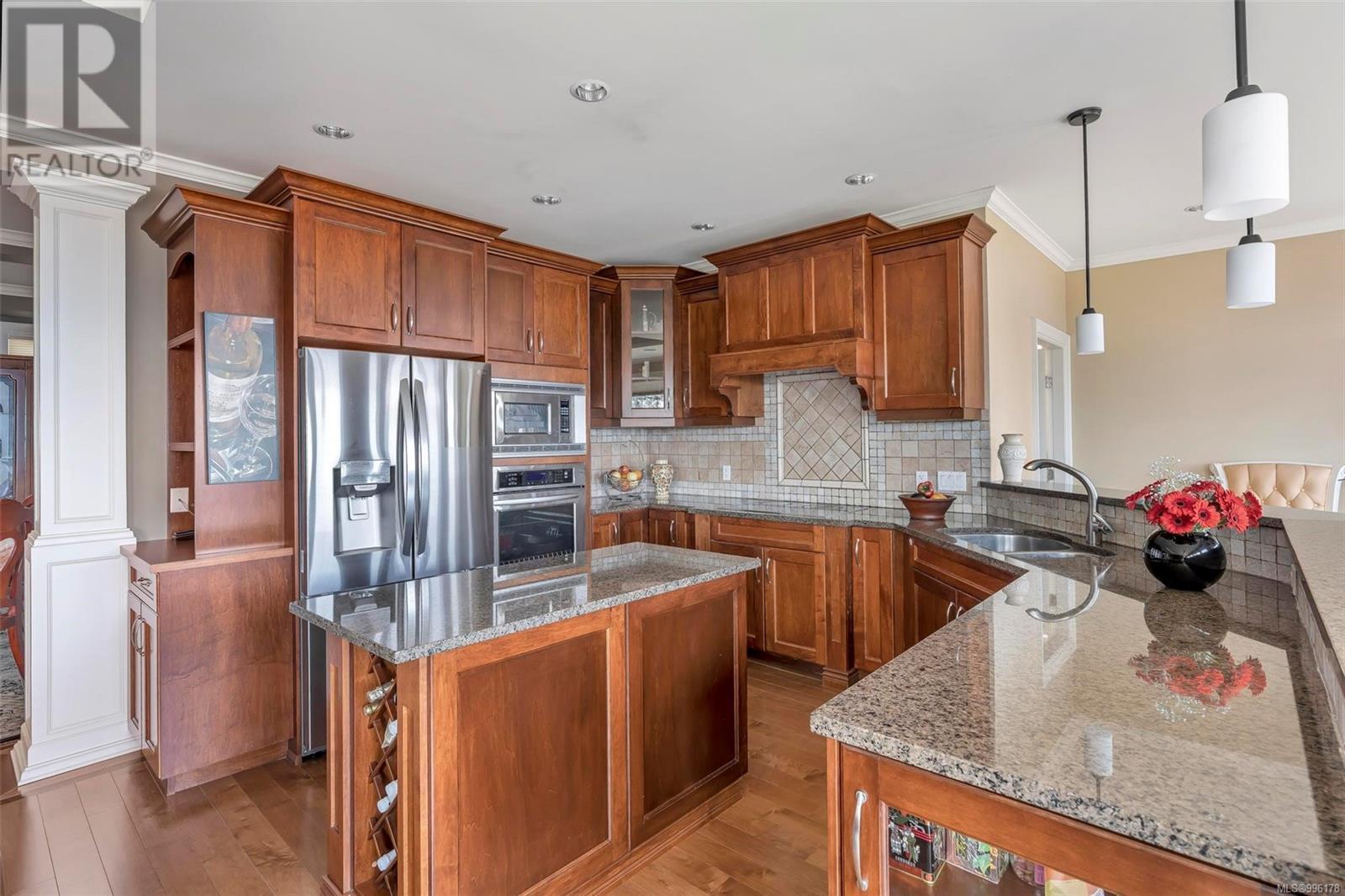  943 Sea ridge Lane, Saanich
