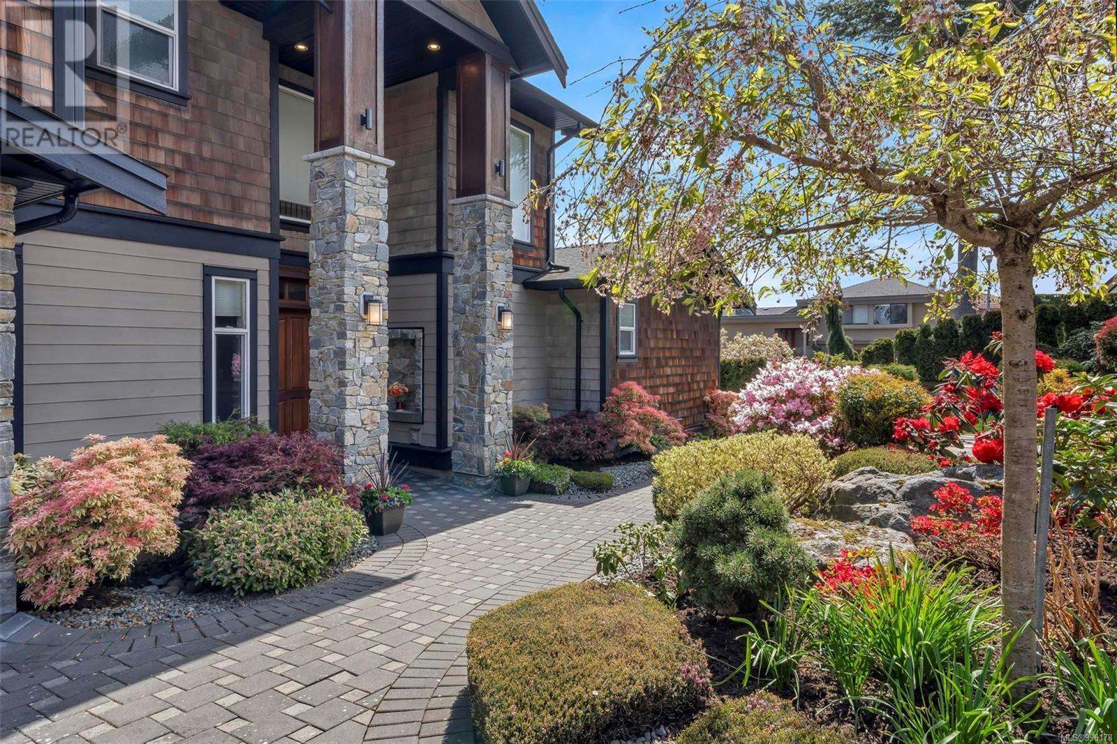  943 Sea ridge Lane, Saanich