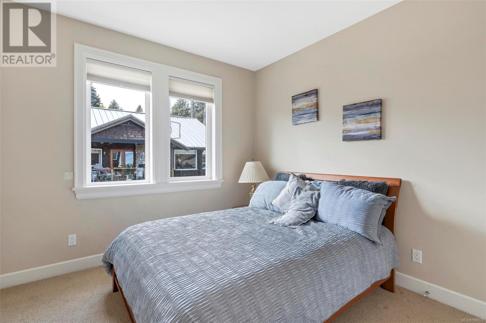  943 Sea ridge Lane, Saanich