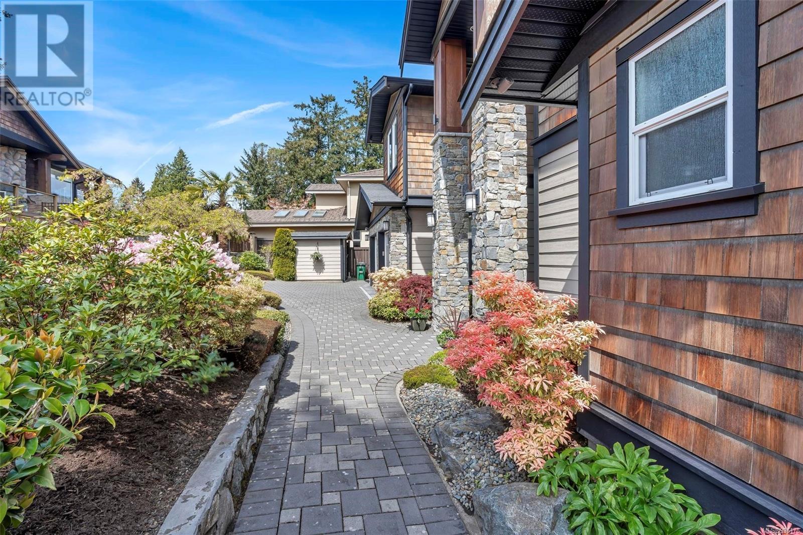  943 Sea ridge Lane, Saanich