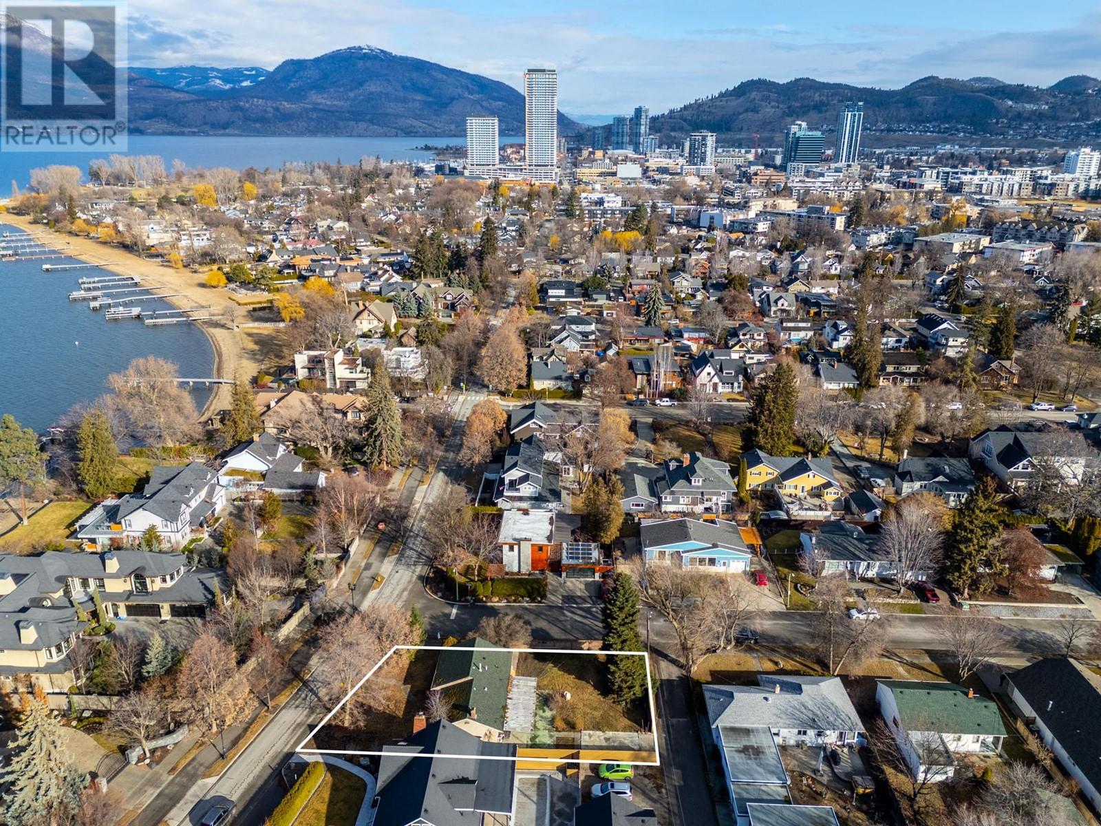 Photo 8 of 2165 Abbott Street, Kelowna BC