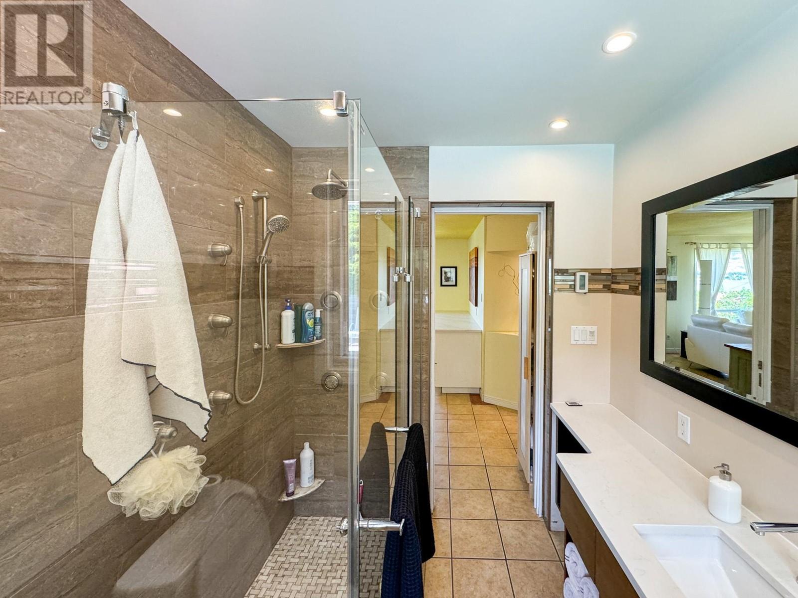 4609 41st Street, Osoyoos