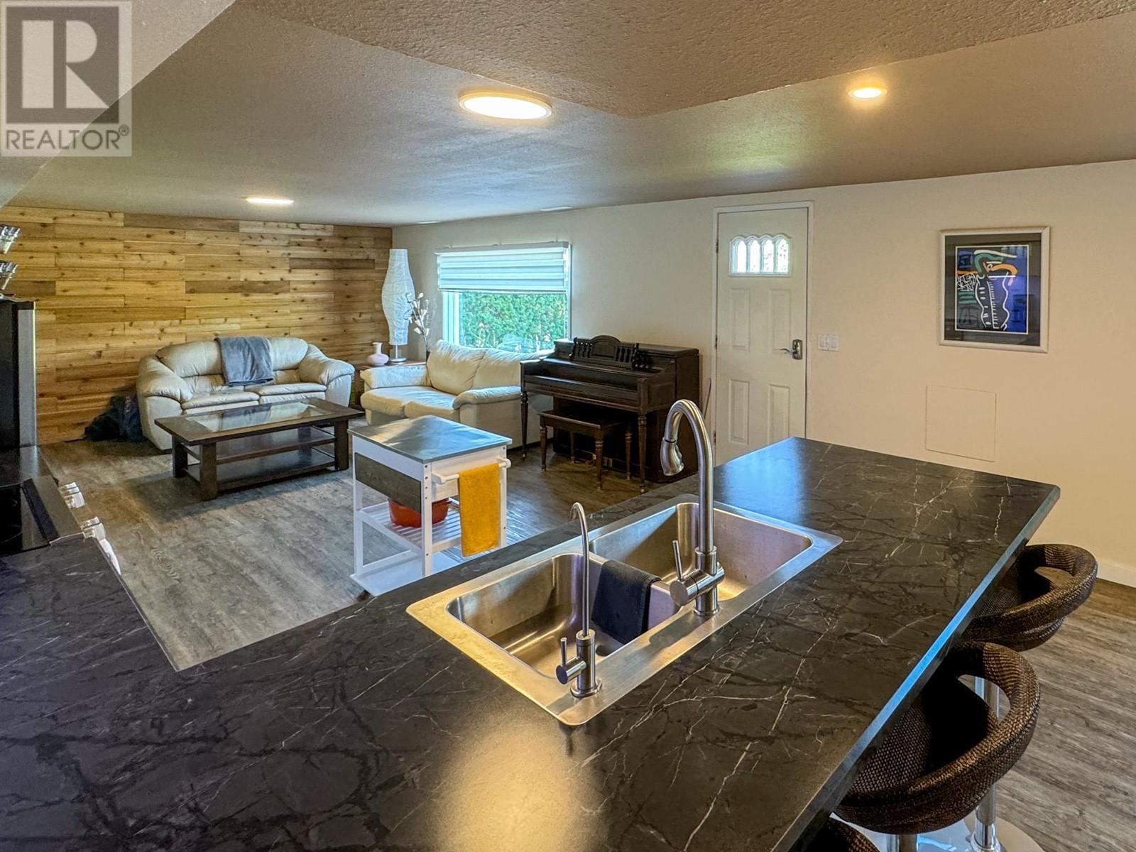 4609 41st Street, Osoyoos