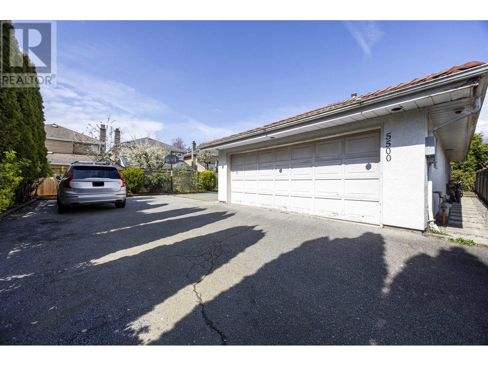 5500 WESTMINSTER Highway, Richmond