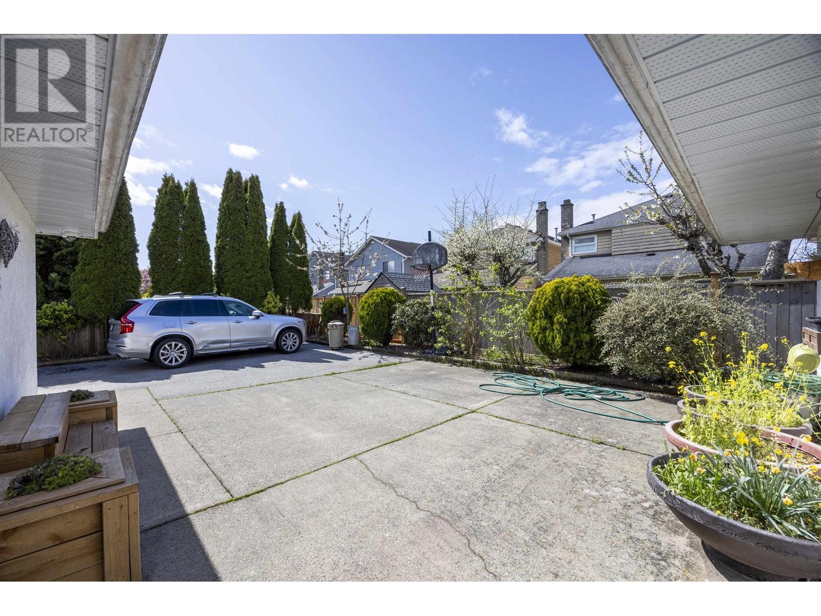 5500 WESTMINSTER Highway, Richmond